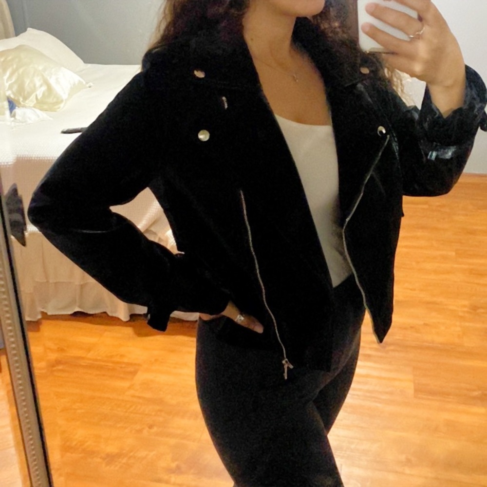 Blue B Shiny leather jacket